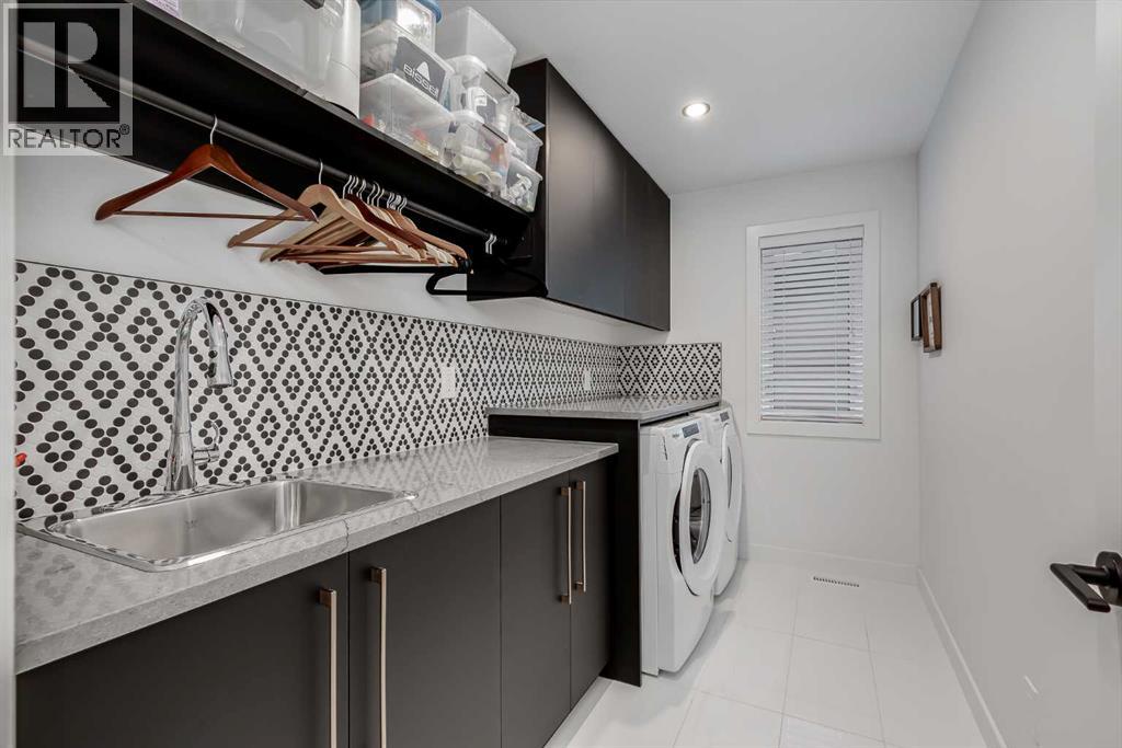 Single Family House for Sale in  Timberline Way SW Springbank Hill Calgary 