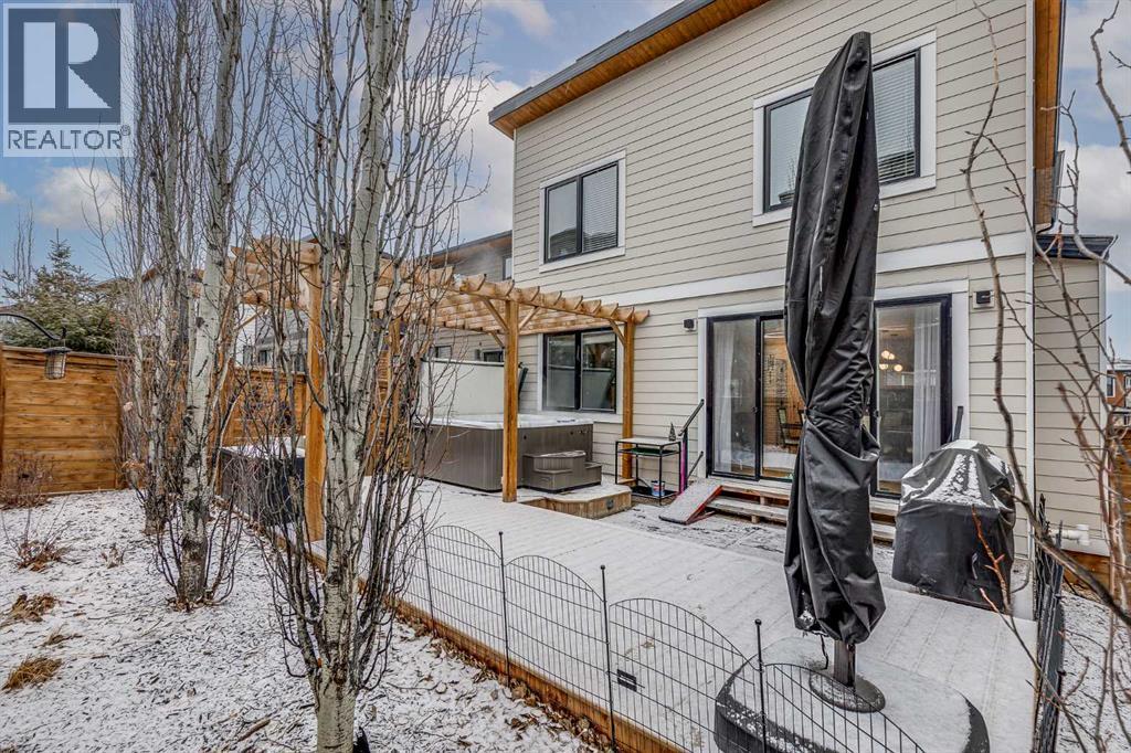 Single Family House for Sale in  Timberline Way SW Springbank Hill Calgary 