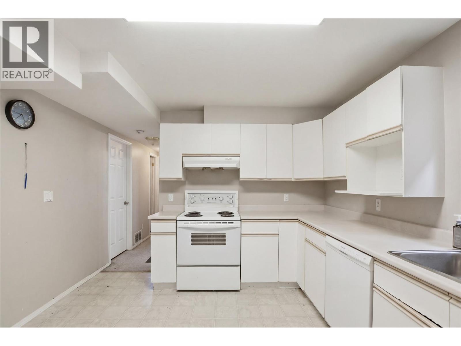 935 DOMINION Street, Kamloops