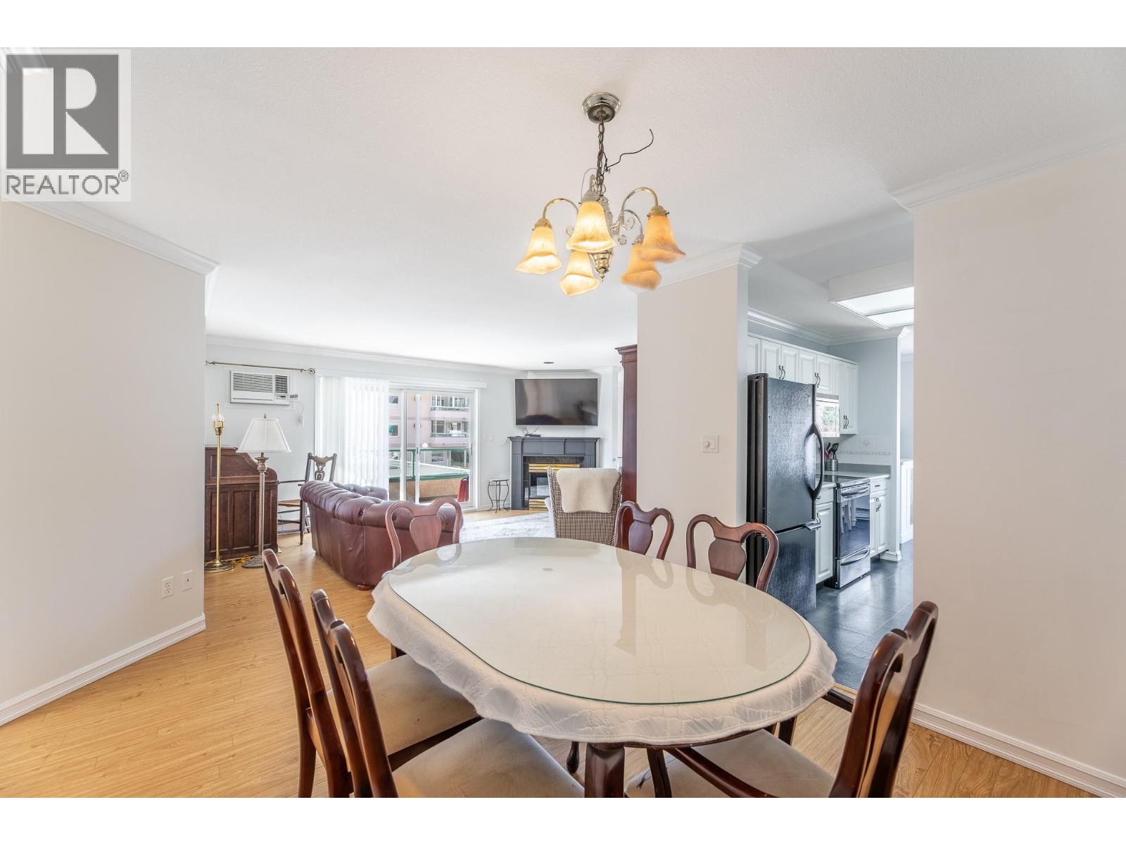 #50 8907 PINEO Court - 14