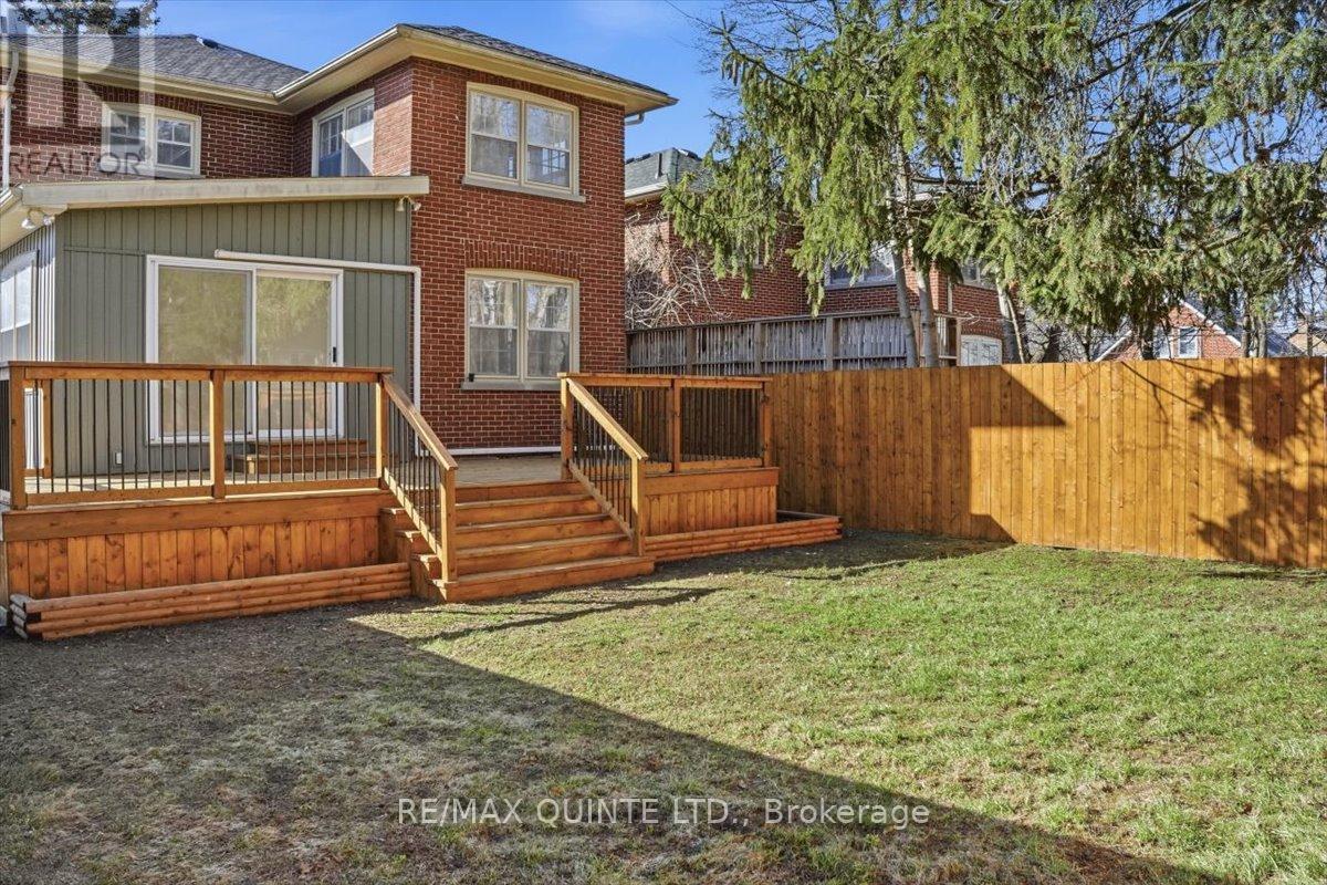 238 VICTORIA AVENUE — photo 41