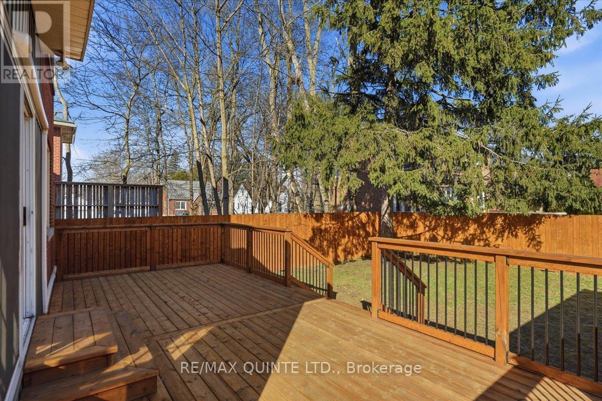 238 VICTORIA AVENUE — photo 42