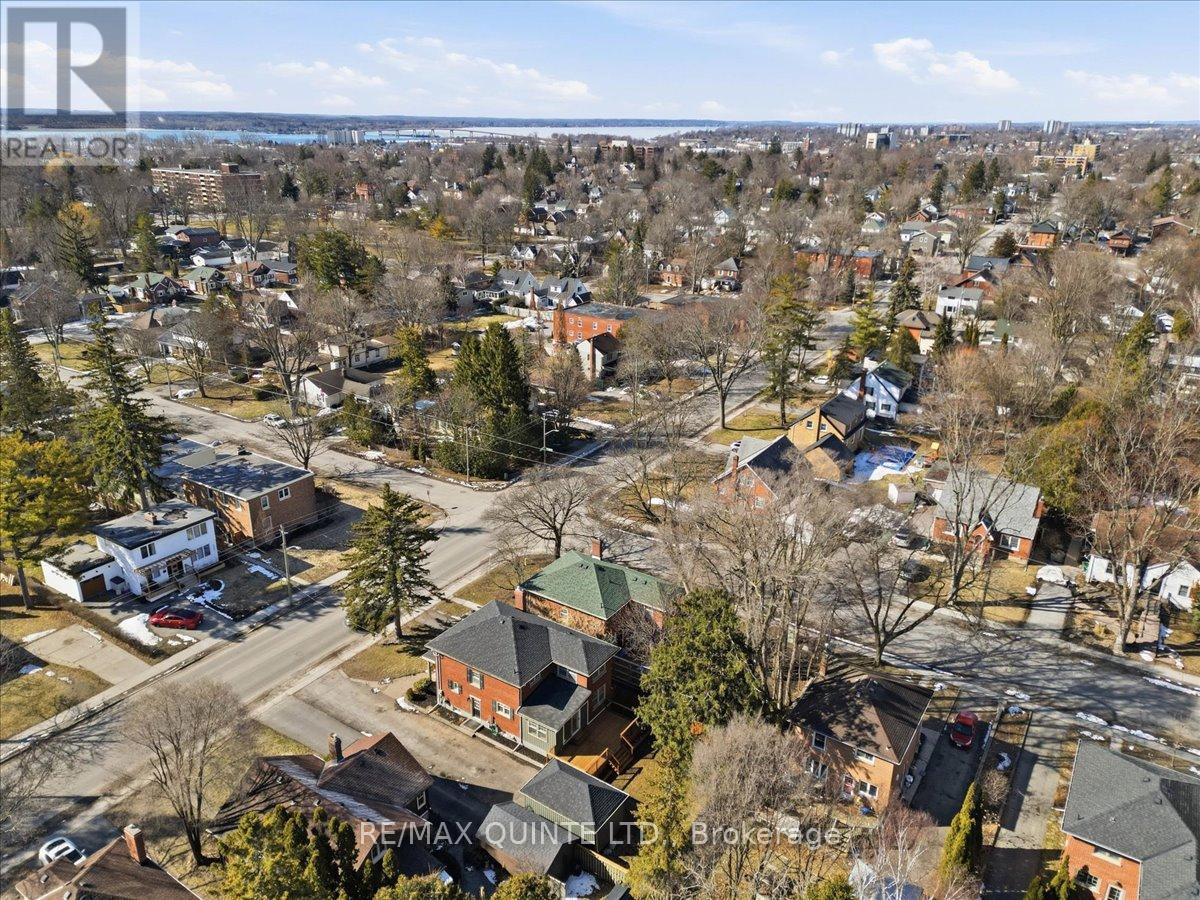 238 VICTORIA AVENUE — photo 46