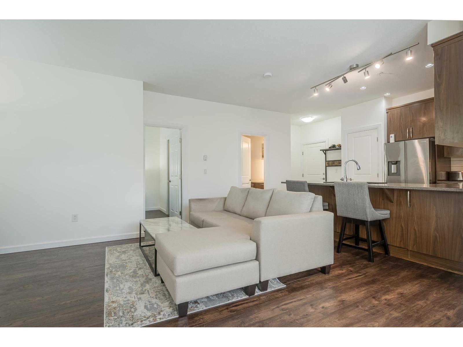 304 45530 MARKET WAY, Garrison Crossing — photo 5