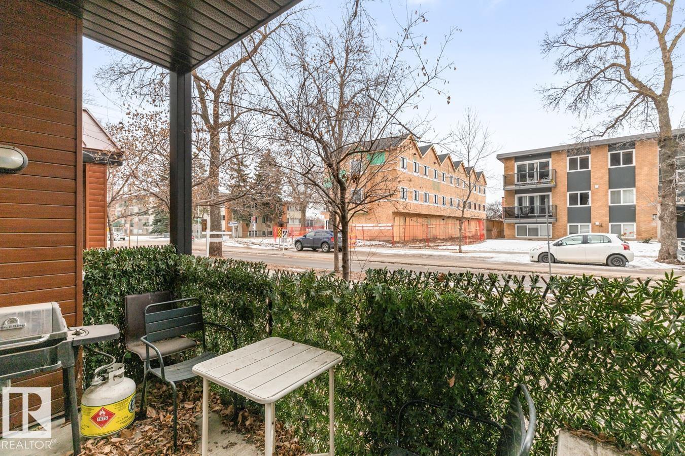 #102 10006 83 AV NW NW, Edmonton