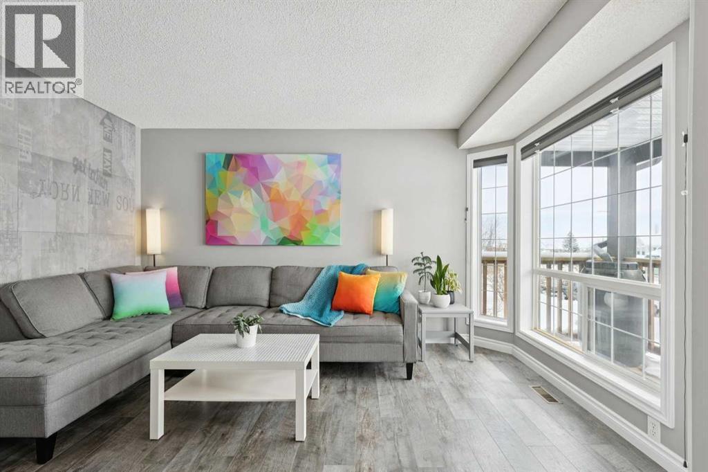 Single Family House for Sale in  Hidden Hills Way NW Hidden Valley Calgary 