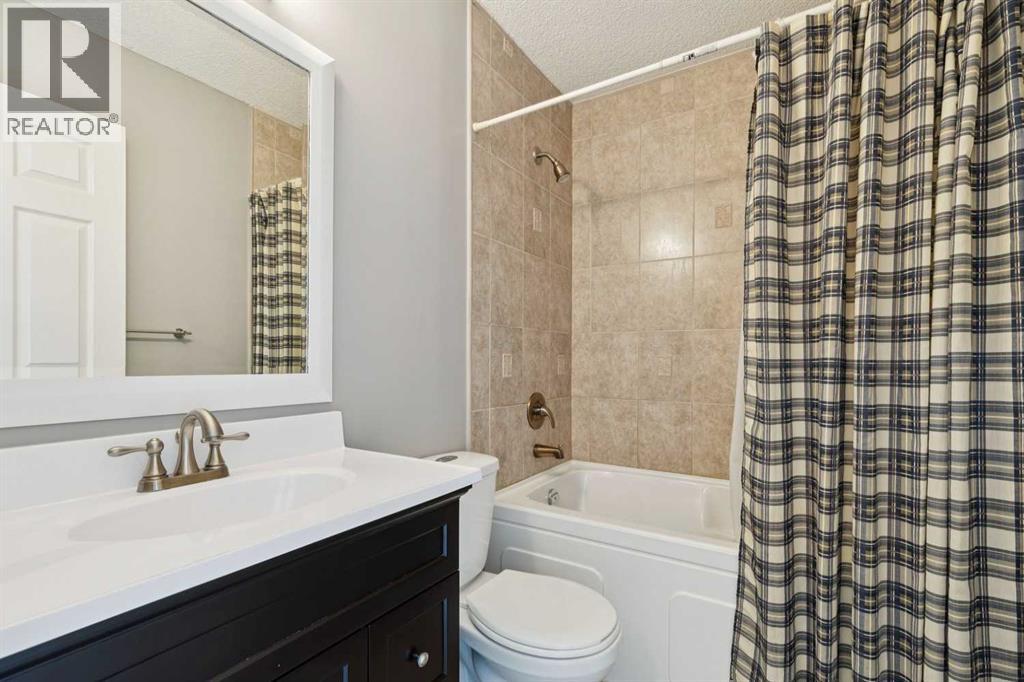 Single Family House for Sale in  Hidden Hills Way NW Hidden Valley Calgary 