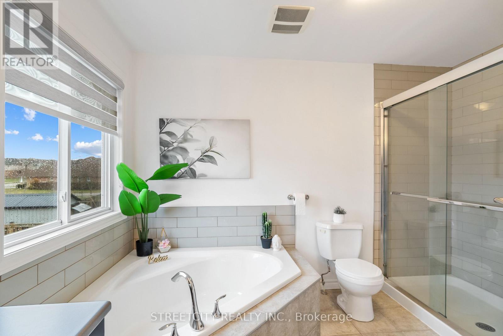 1126 NORTH WENIGE DRIVE Property Photo