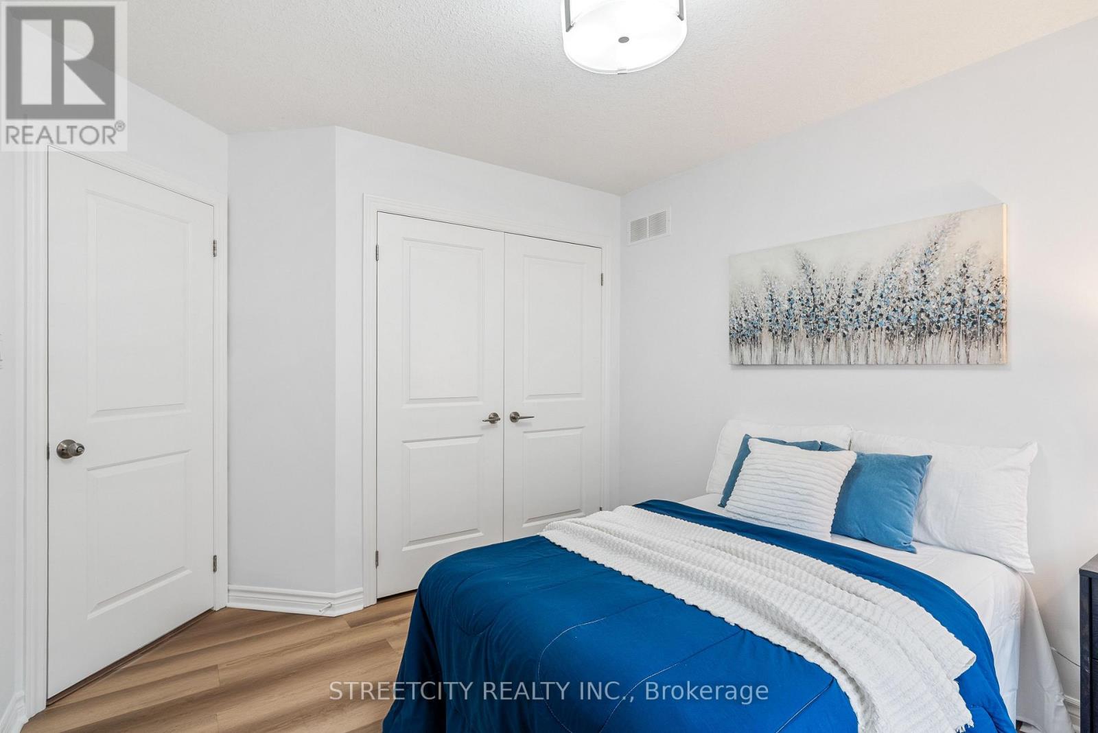 1126 NORTH WENIGE DRIVE Property Photo