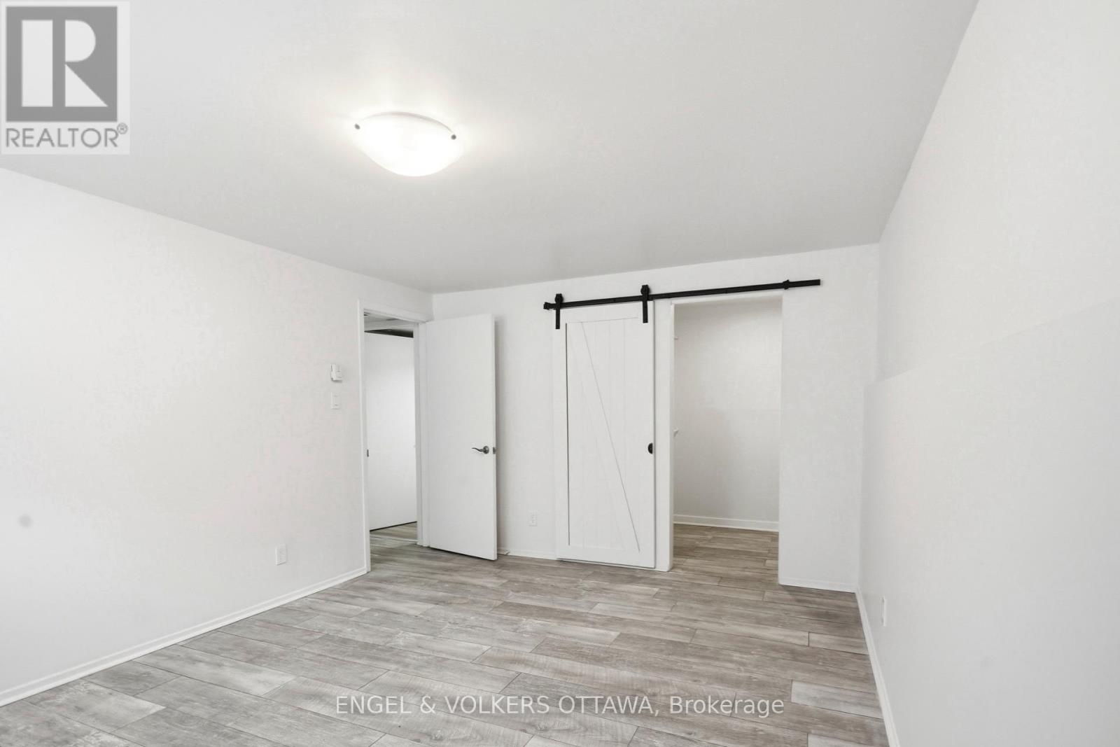 311 PRESLAND ROAD - 14