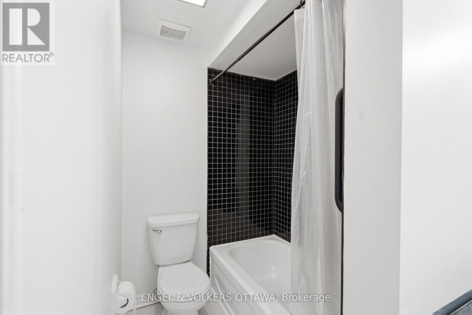 311 PRESLAND ROAD - 21