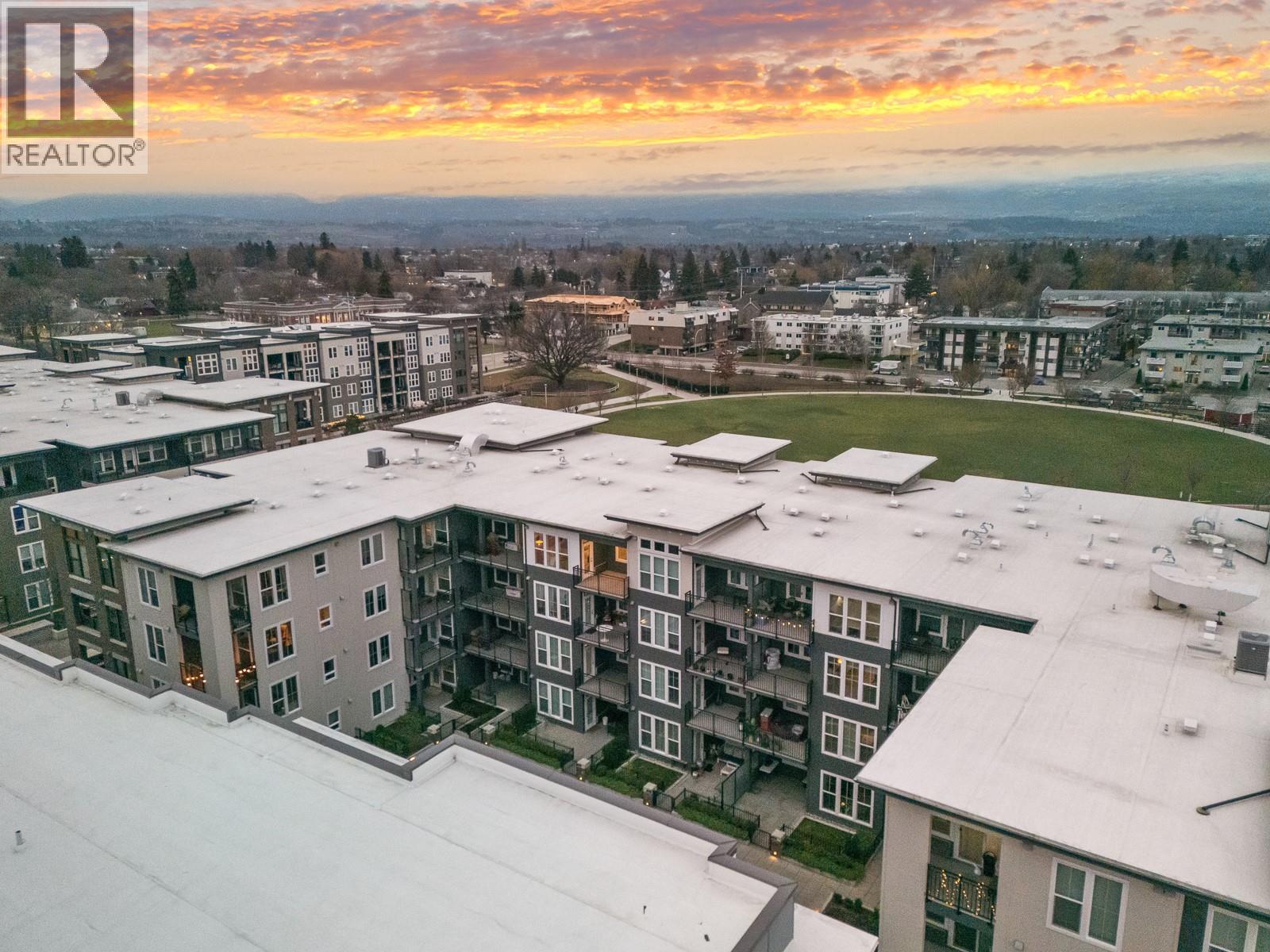 #PH12 1775 Chapman Place - 27