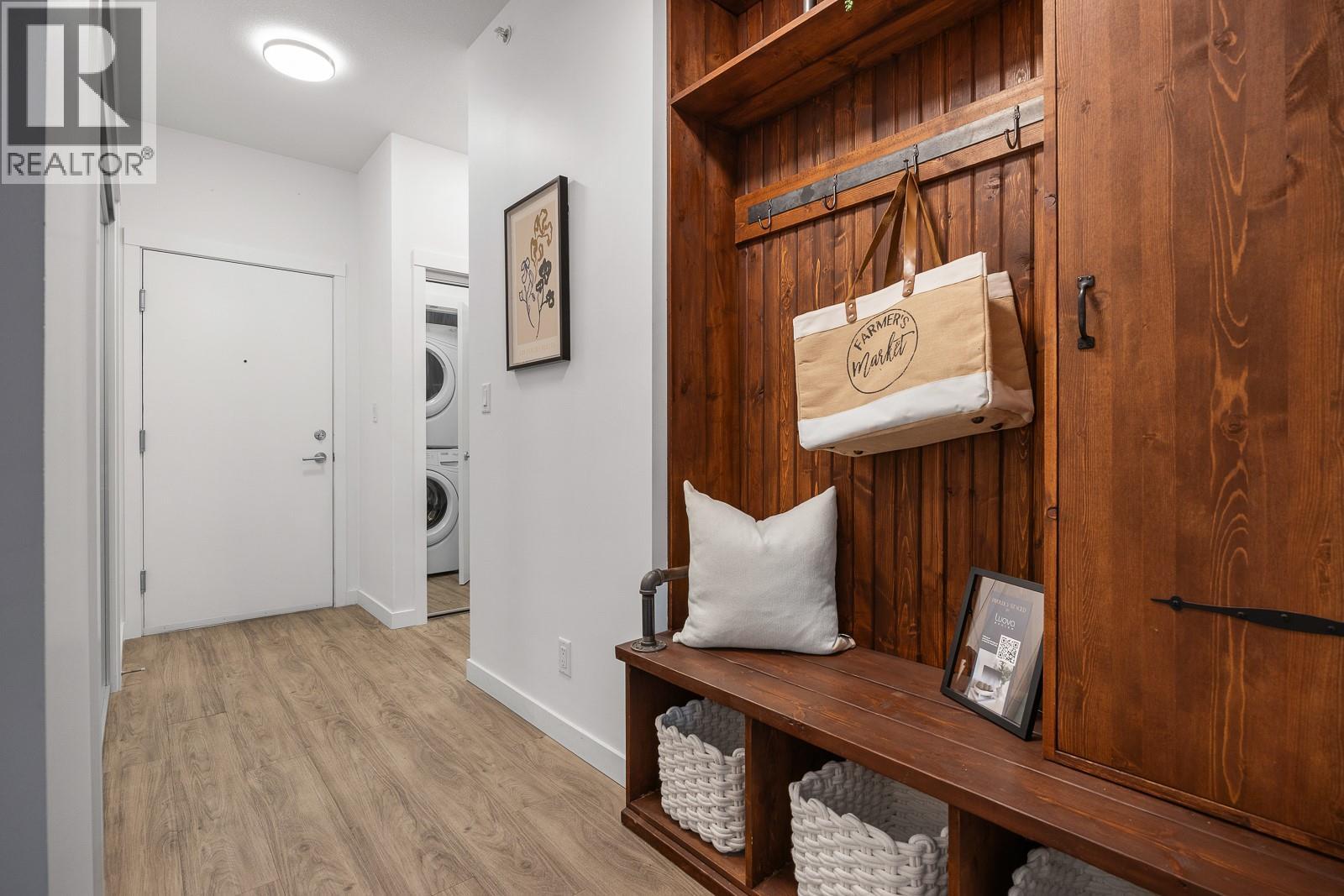 #PH12 1775 Chapman Place - 4