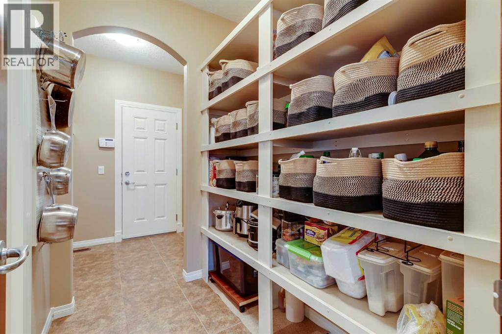 Single Family House for Sale in  Tuscany Estates Close NW Tuscany Calgary 