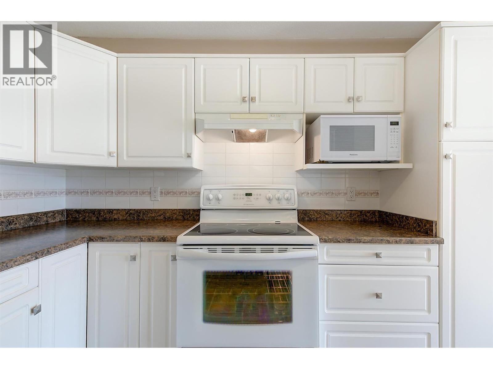 #102 3890 BROWN ROAD - 10