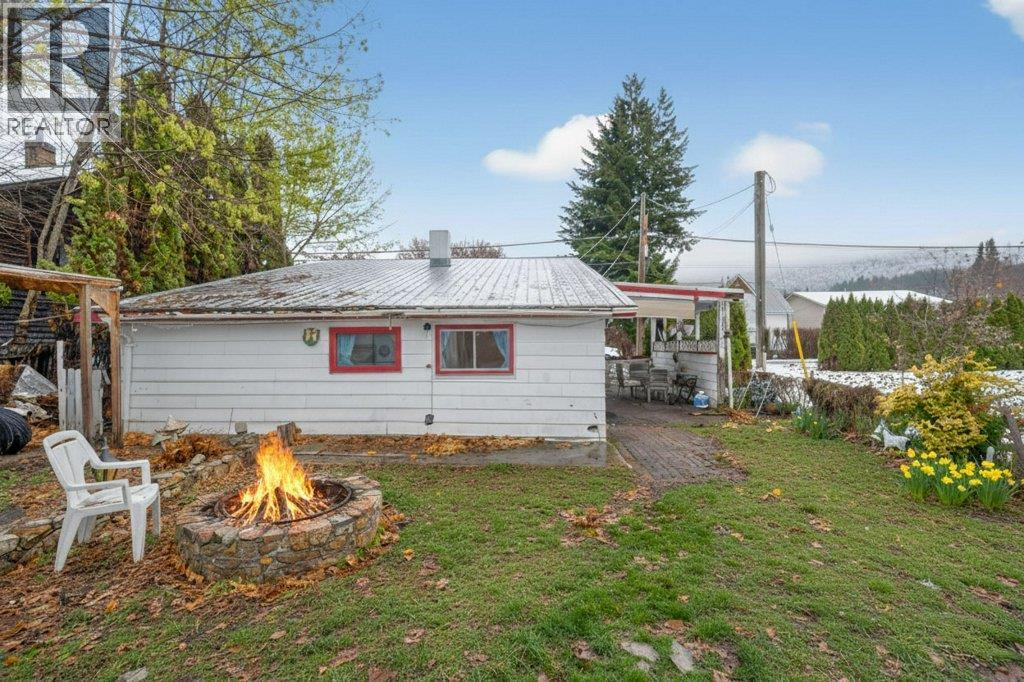 7331 52 Street NE - 7