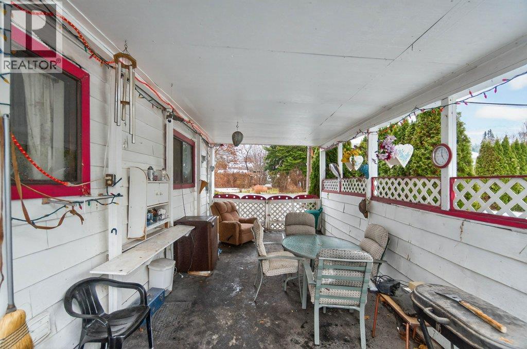7331 52 Street NE - 39