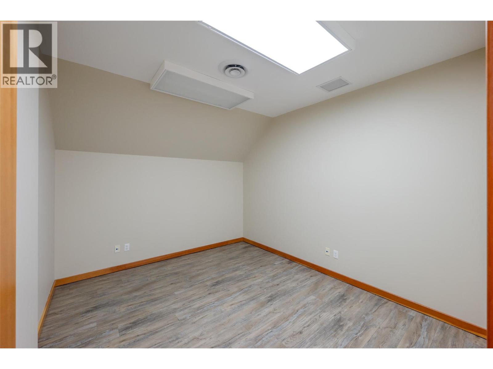 1516 Fairview Road Unit# 301, Penticton