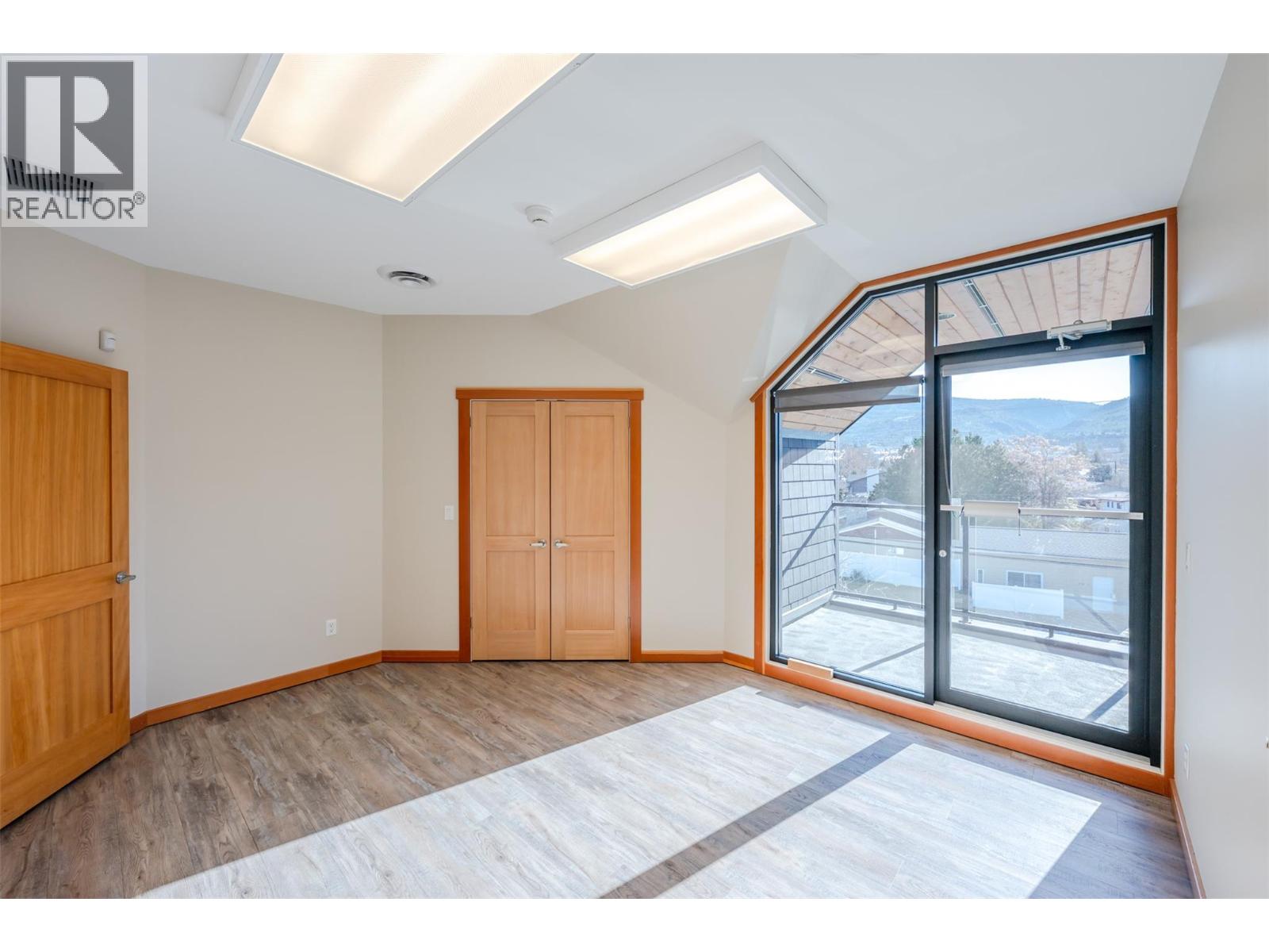 1516 Fairview Road Unit# 301, Penticton