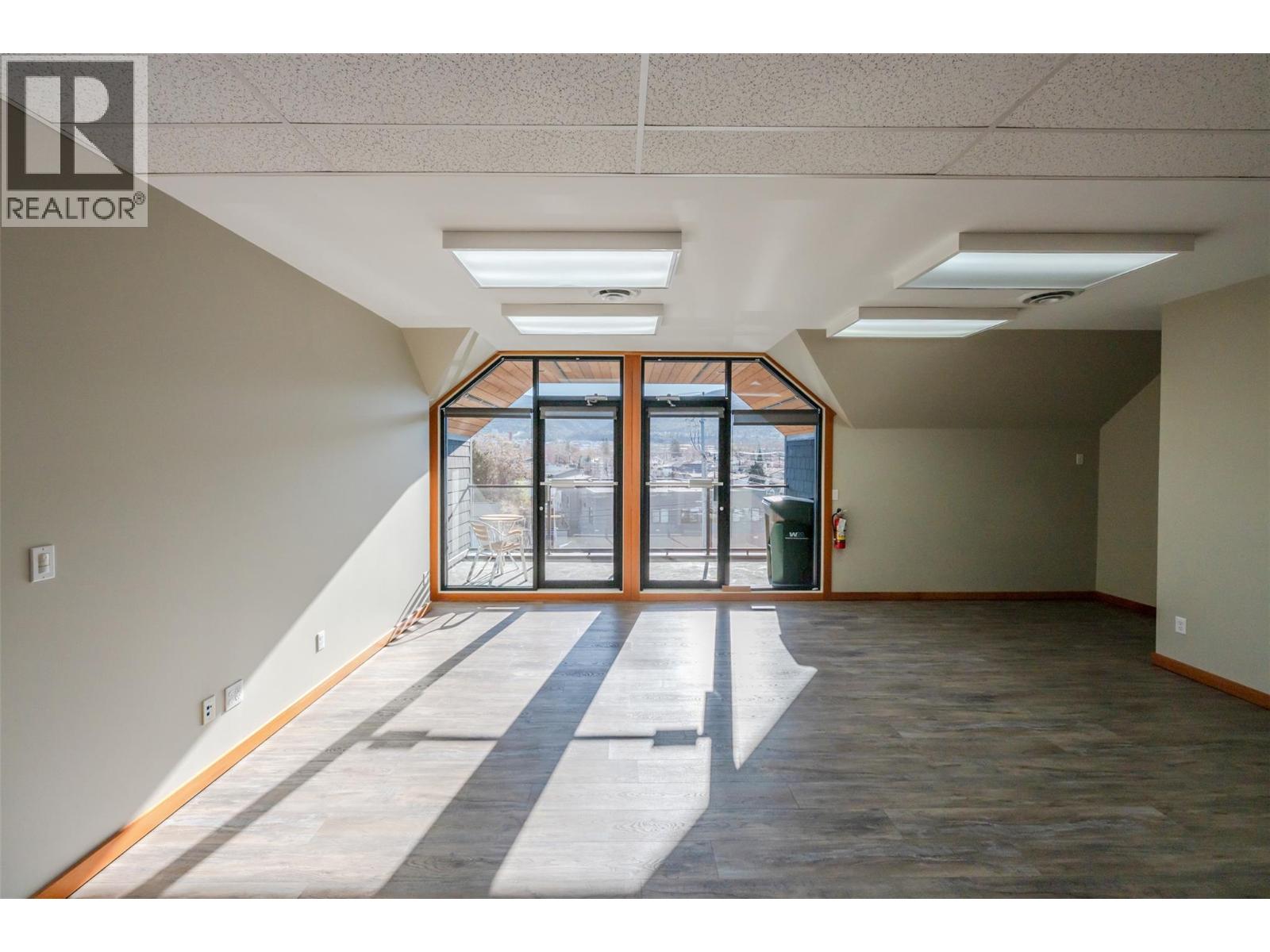 1516 Fairview Road Unit# 301, Penticton