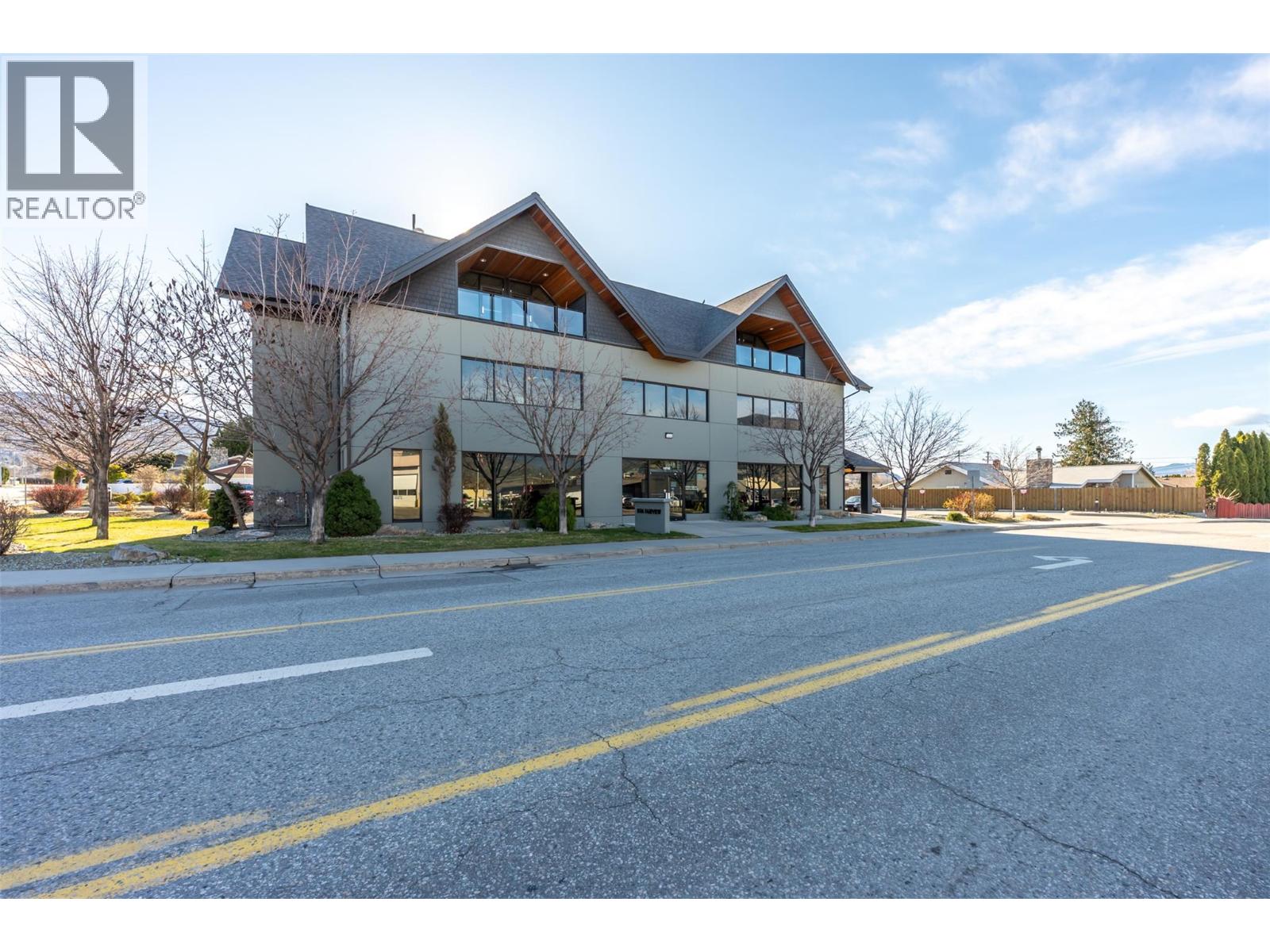 1516 Fairview Road Unit# 301, Penticton