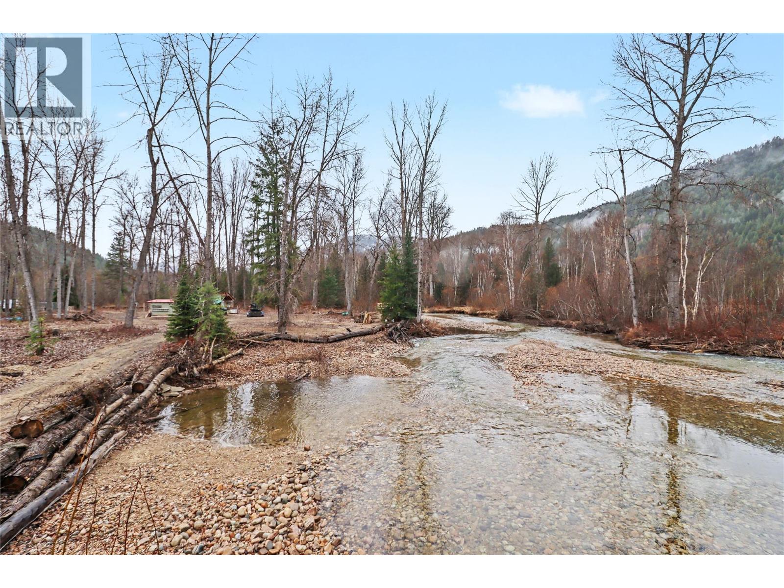 18105 North Fork Road, Grand Forks