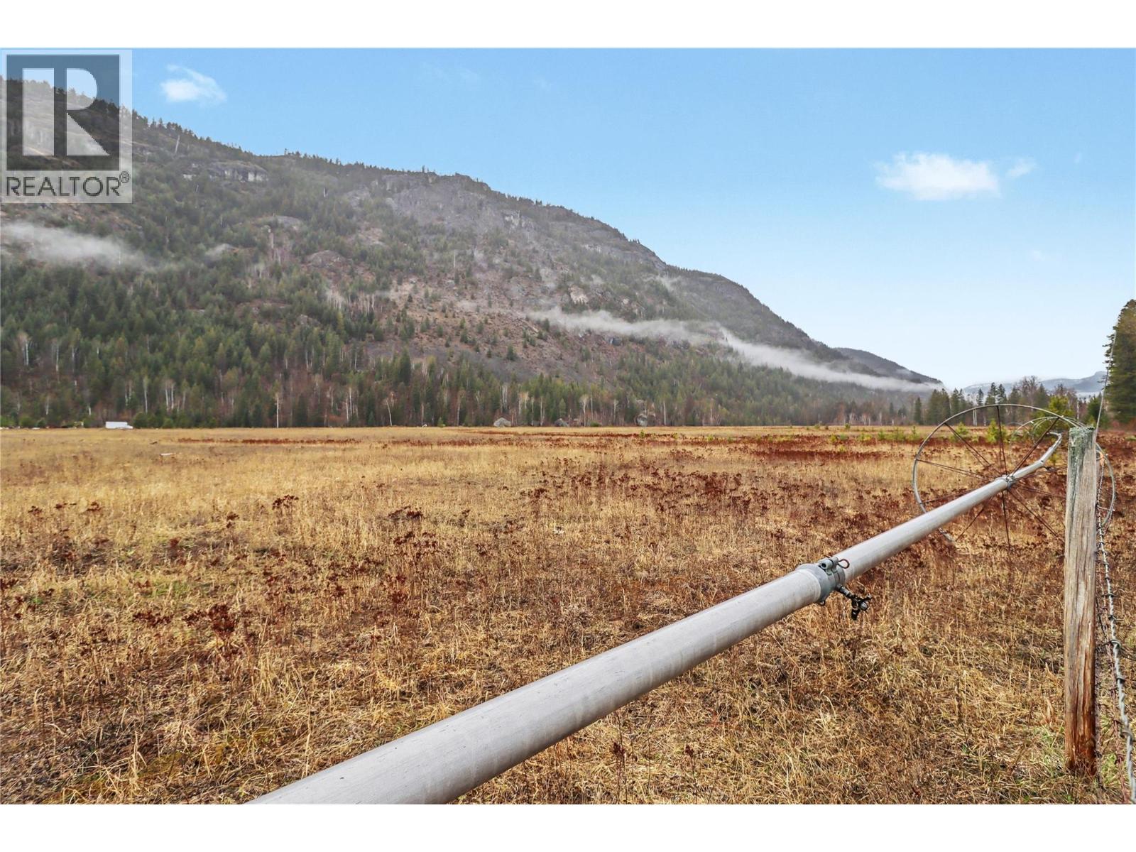 18105 North Fork Road, Grand Forks