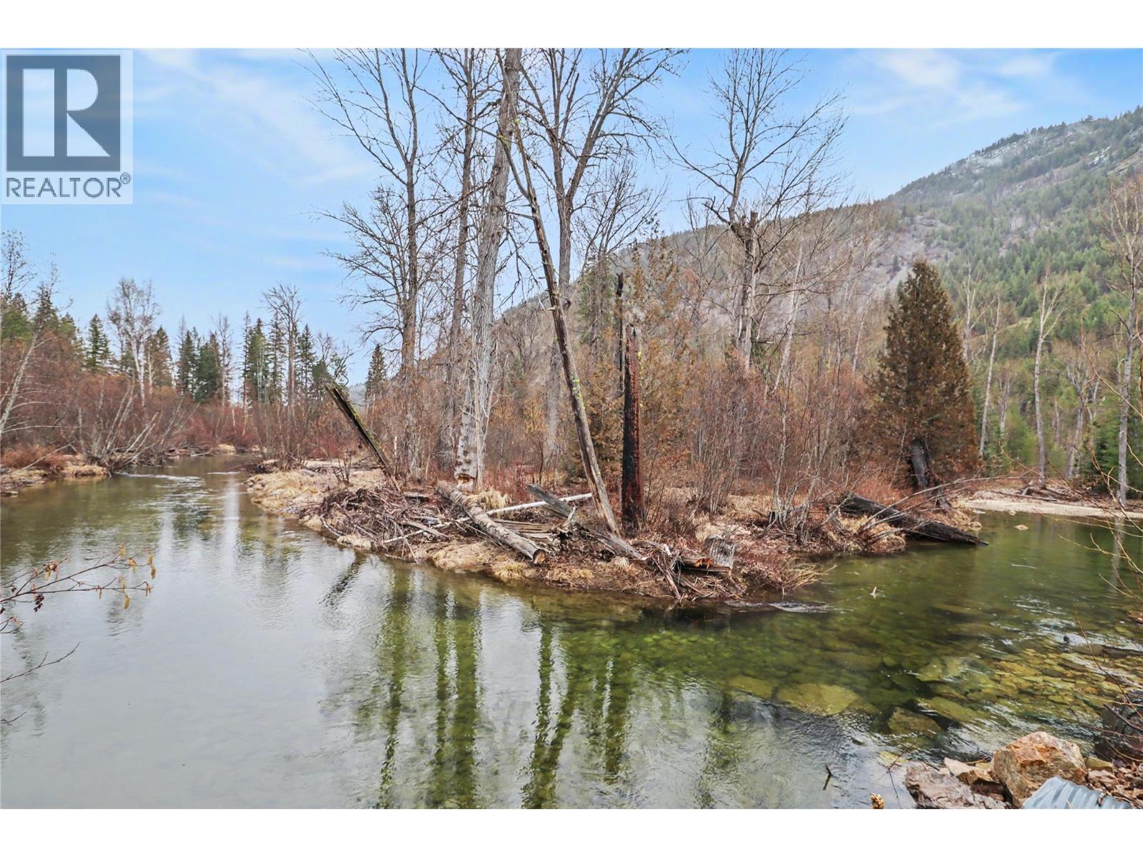 18105 North Fork Road, Grand Forks