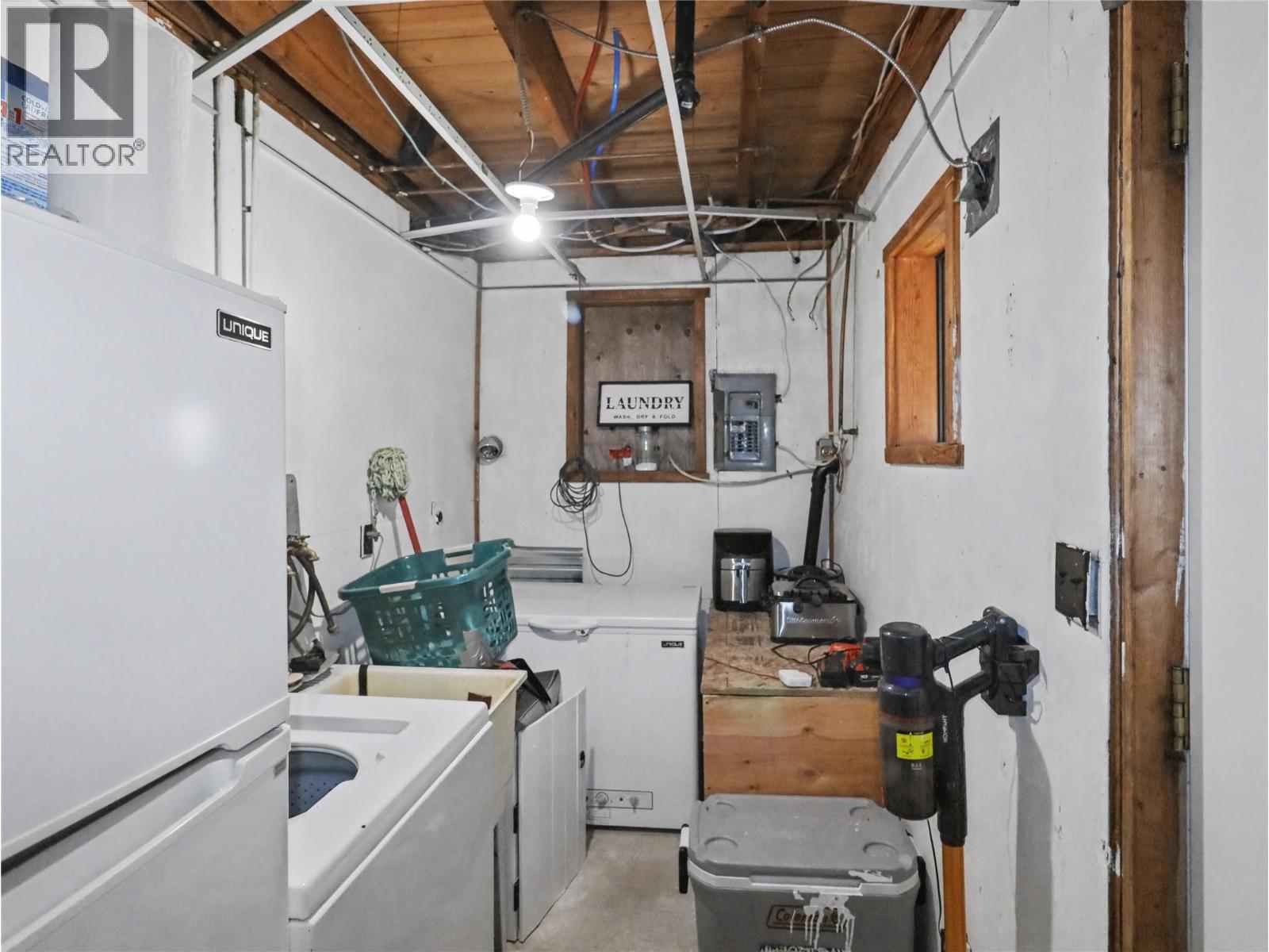 18105 North Fork Road, Grand Forks