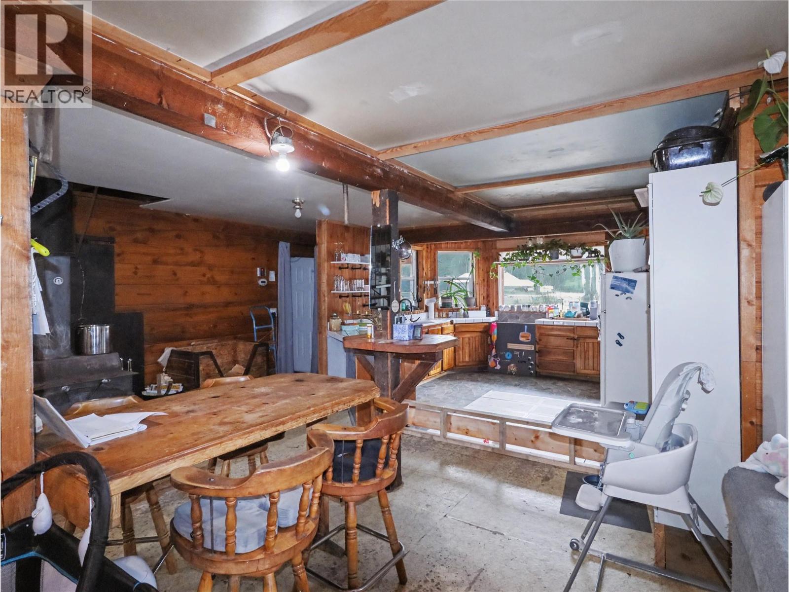 18105 North Fork Road, Grand Forks