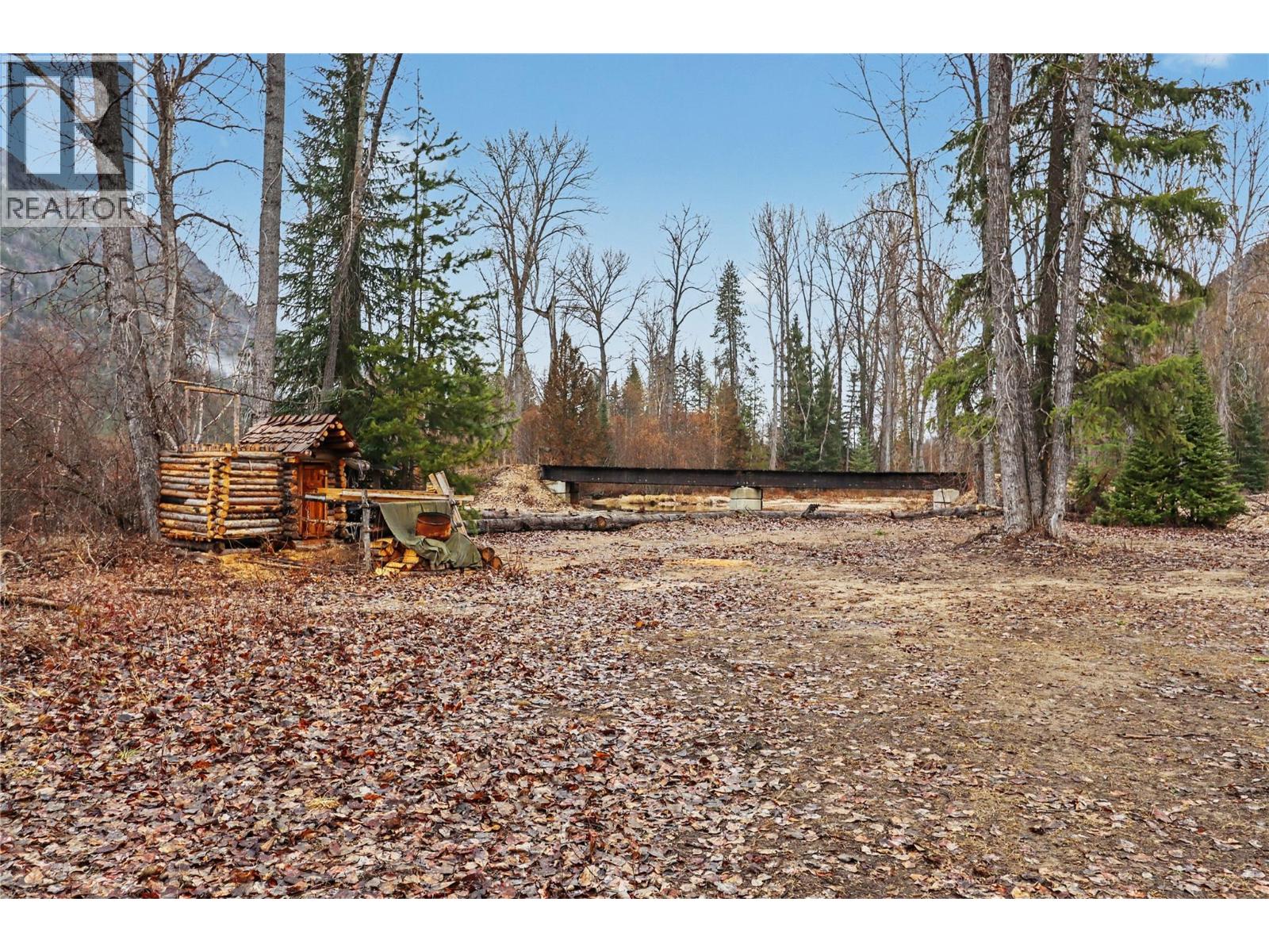 18105 North Fork Road, Grand Forks