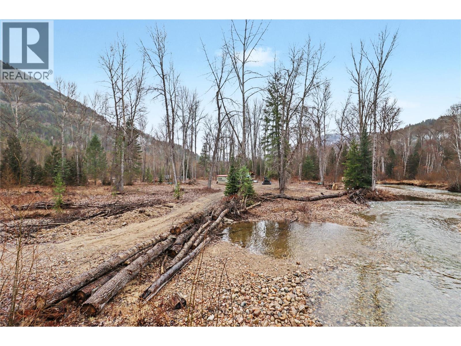 18105 North Fork Road, Grand Forks