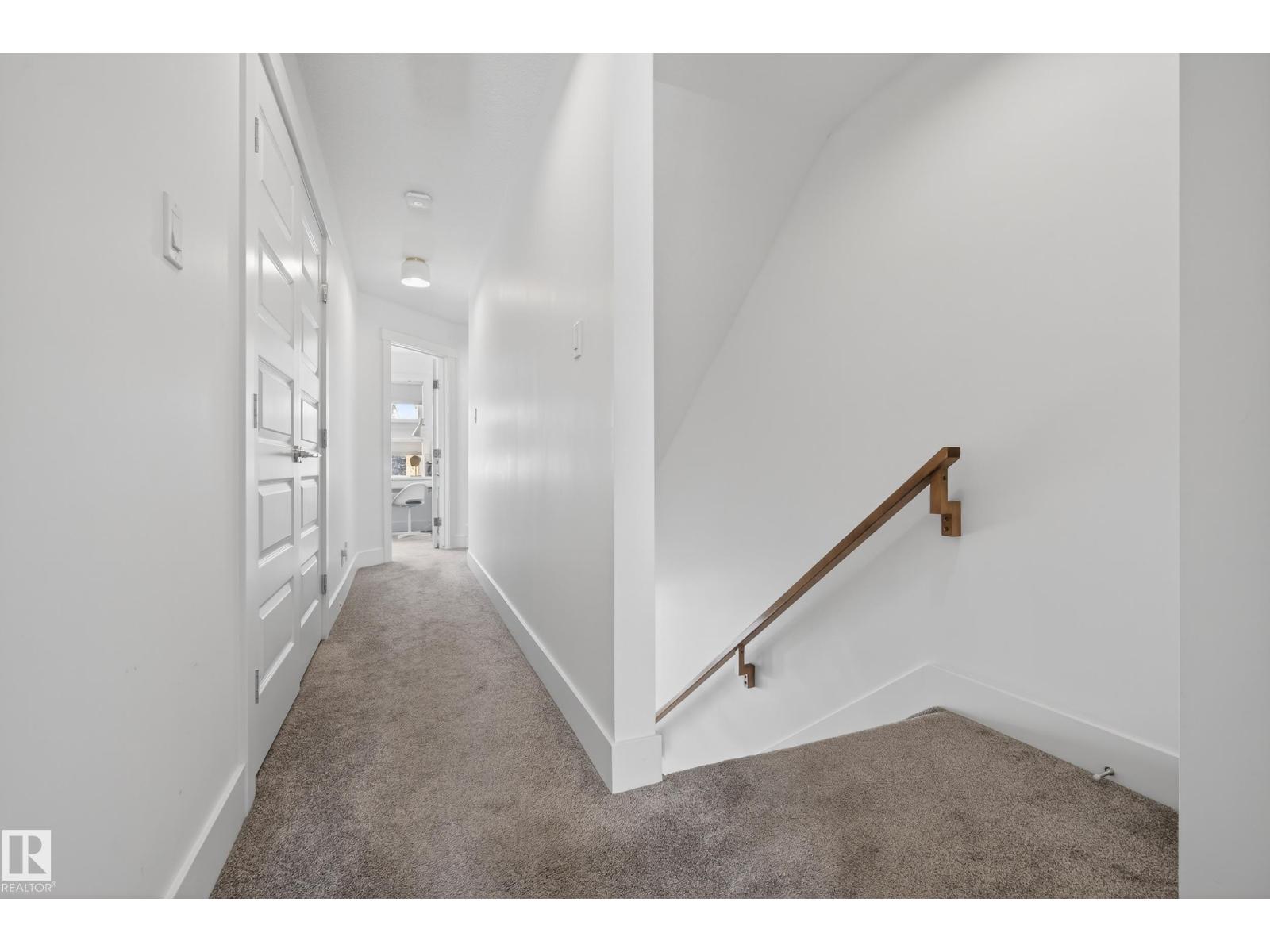 9012 92 AV NW, Edmonton