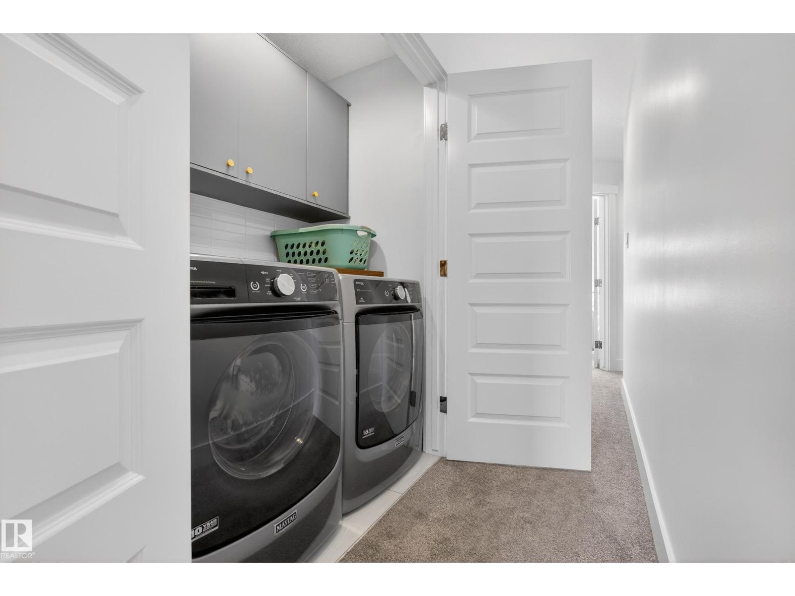 9012 92 AV NW, Edmonton