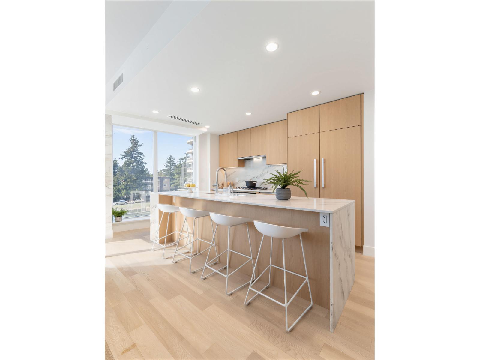 1501 1475 FOSTER STREET, Surrey