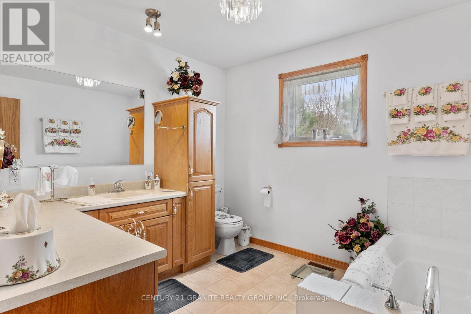 6 STRINGER ROAD - 11