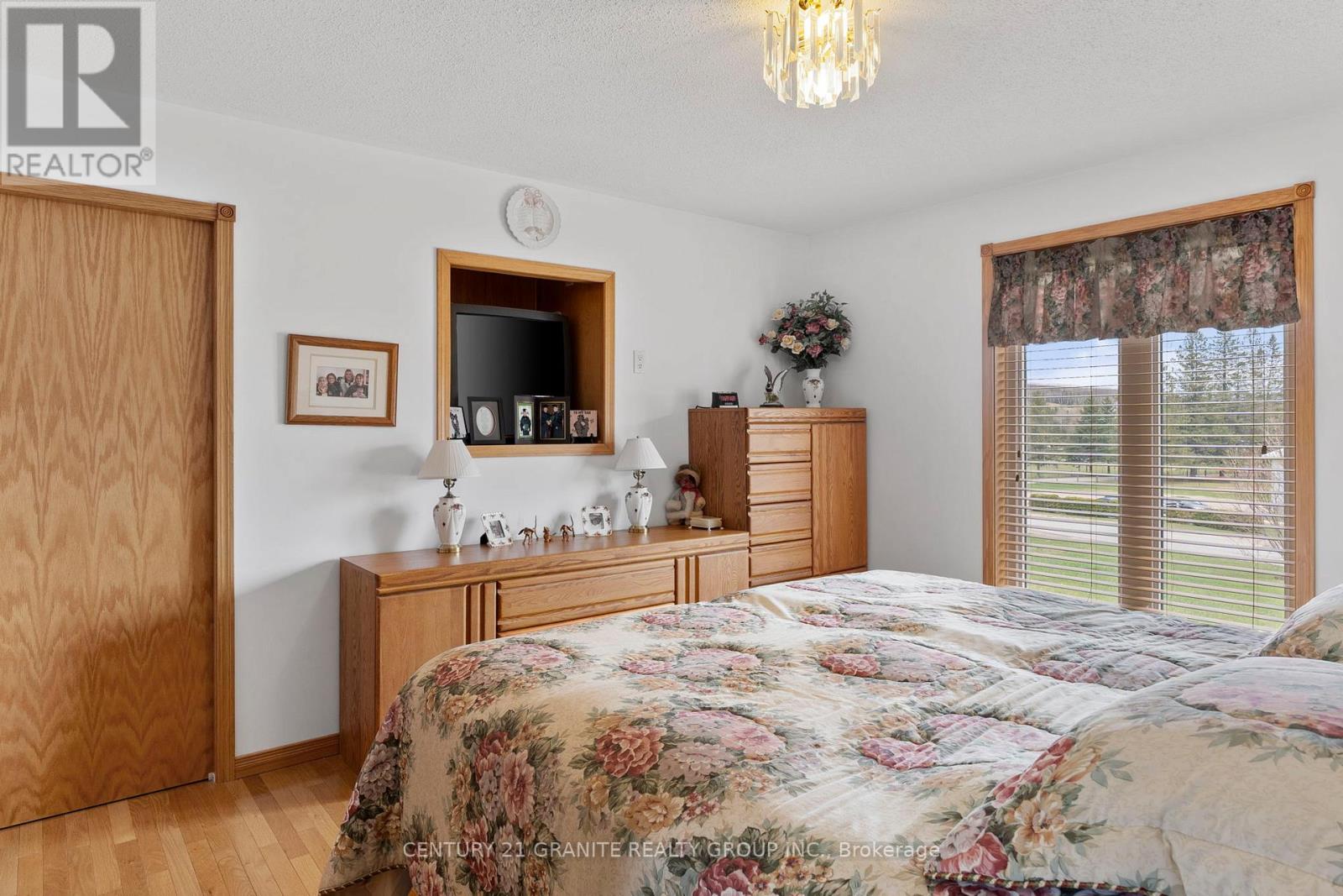 6 STRINGER ROAD - 14