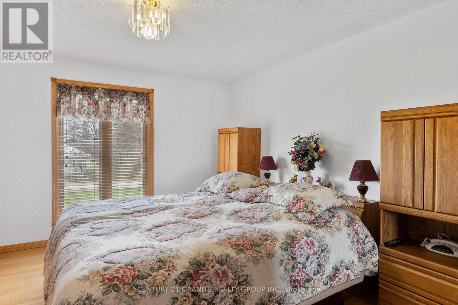 6 STRINGER ROAD - 13