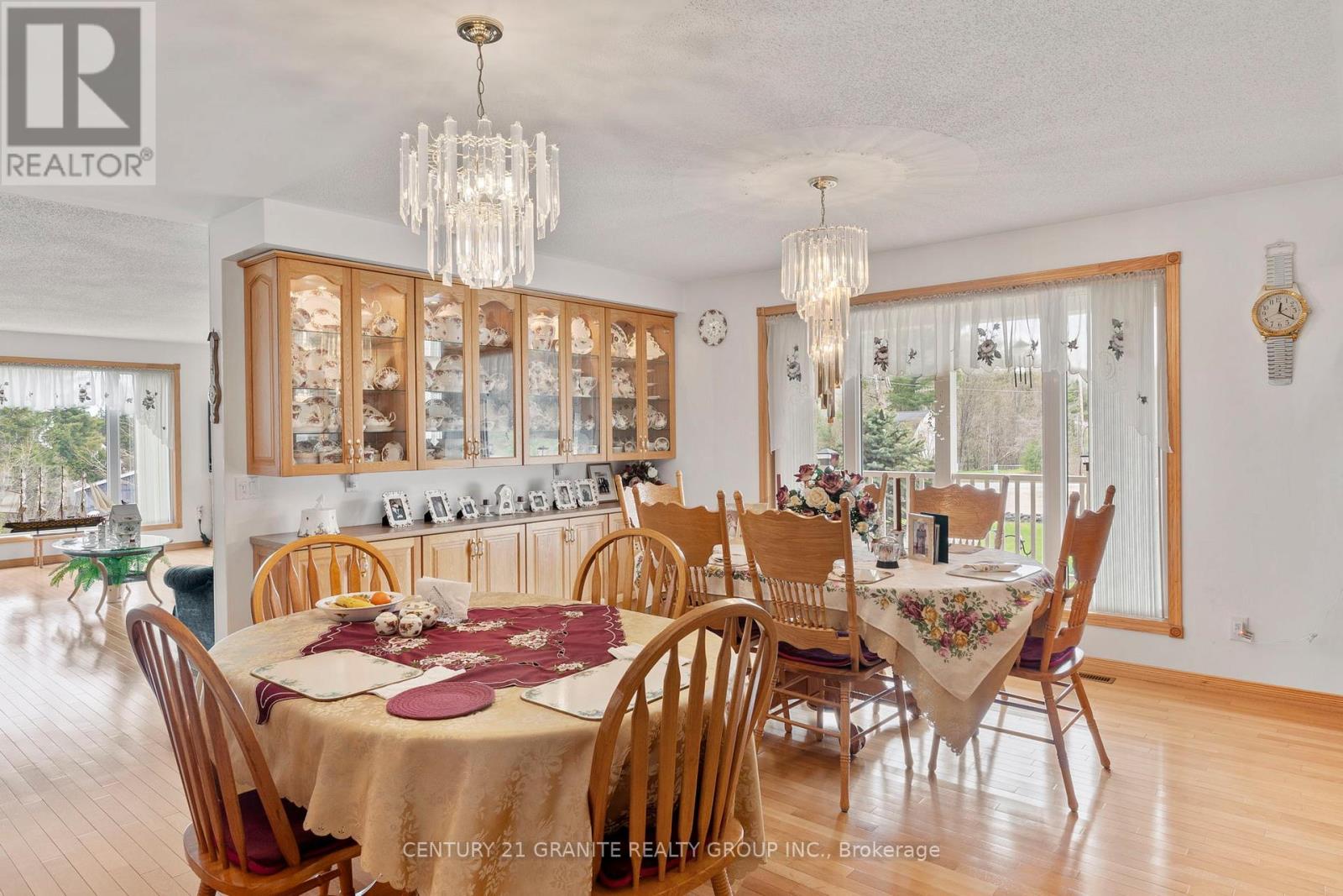 6 STRINGER ROAD - 20
