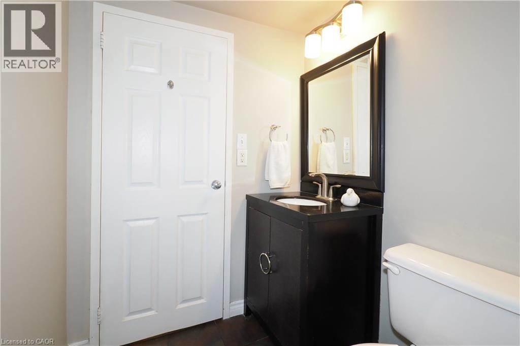 #105 24 MIDLAND Drive - 27