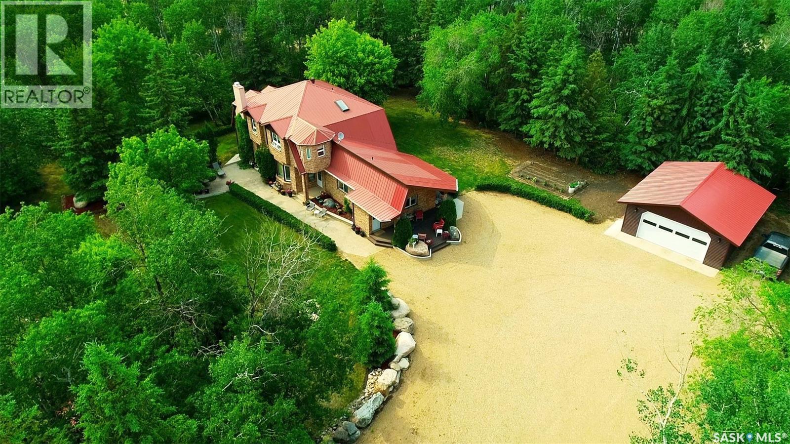 35 acre Retreat near Melfort - photo 3