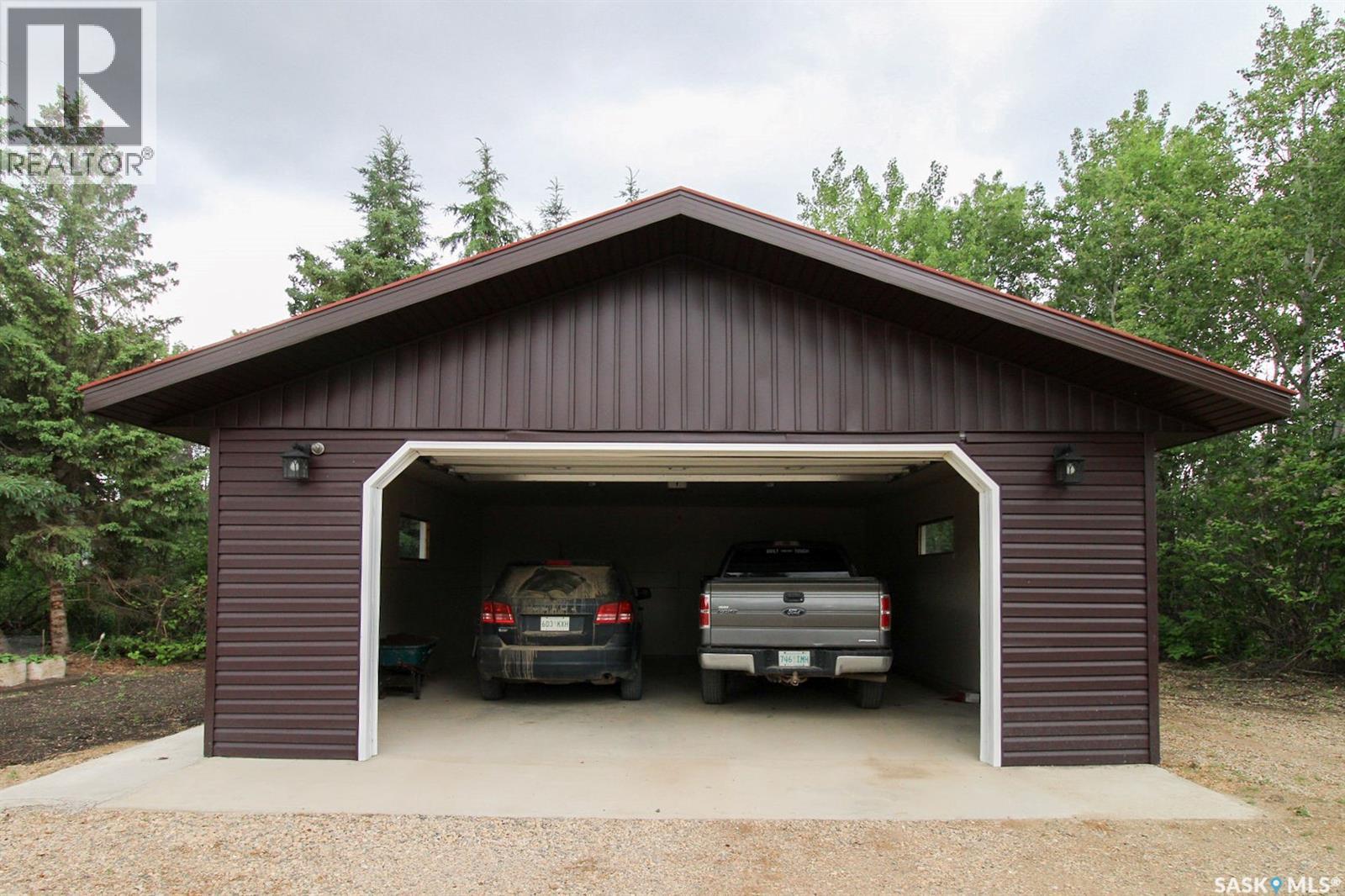 35 acre Retreat near Melfort — photo 39