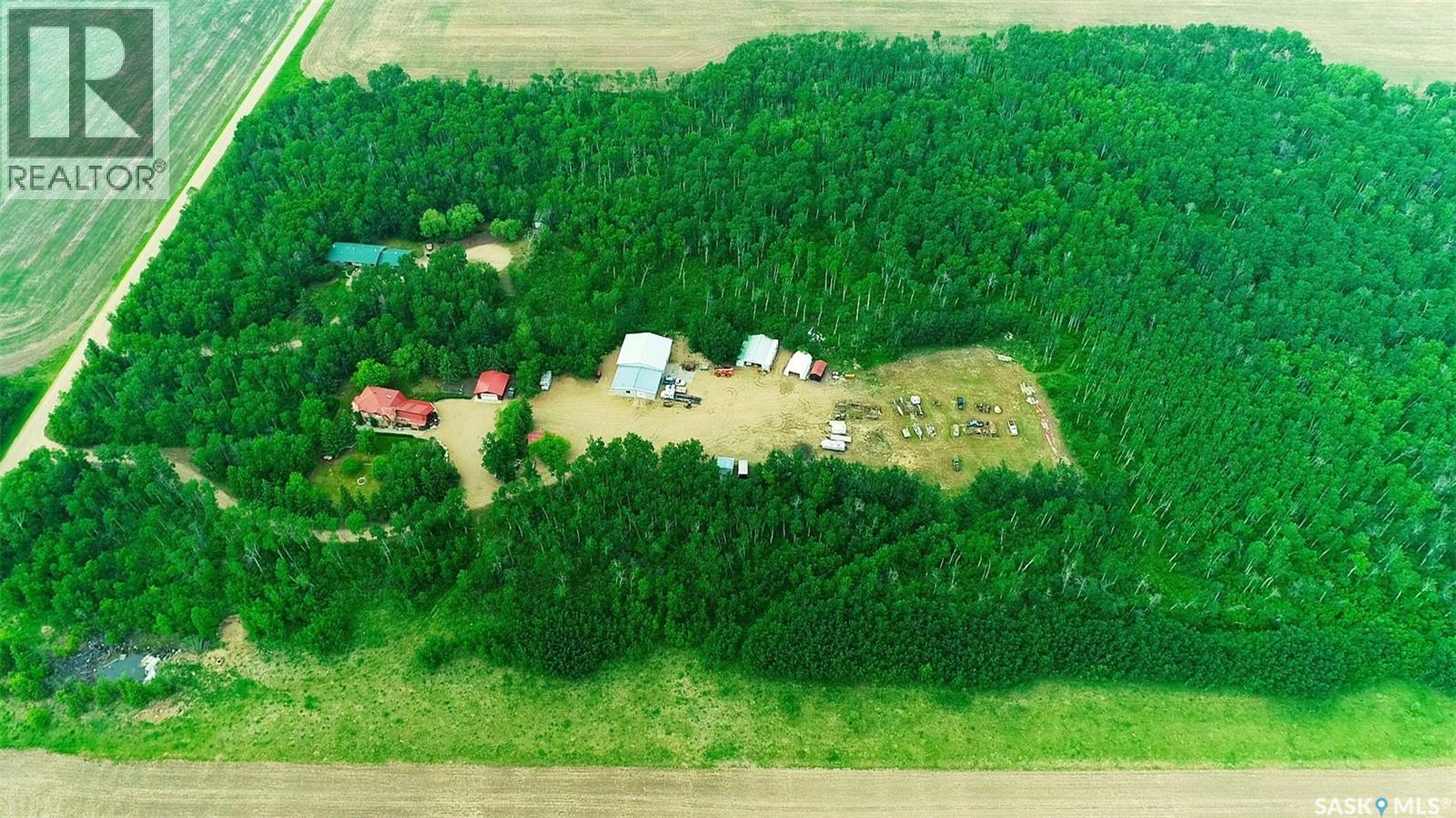 35 acre Retreat near Melfort — photo 48