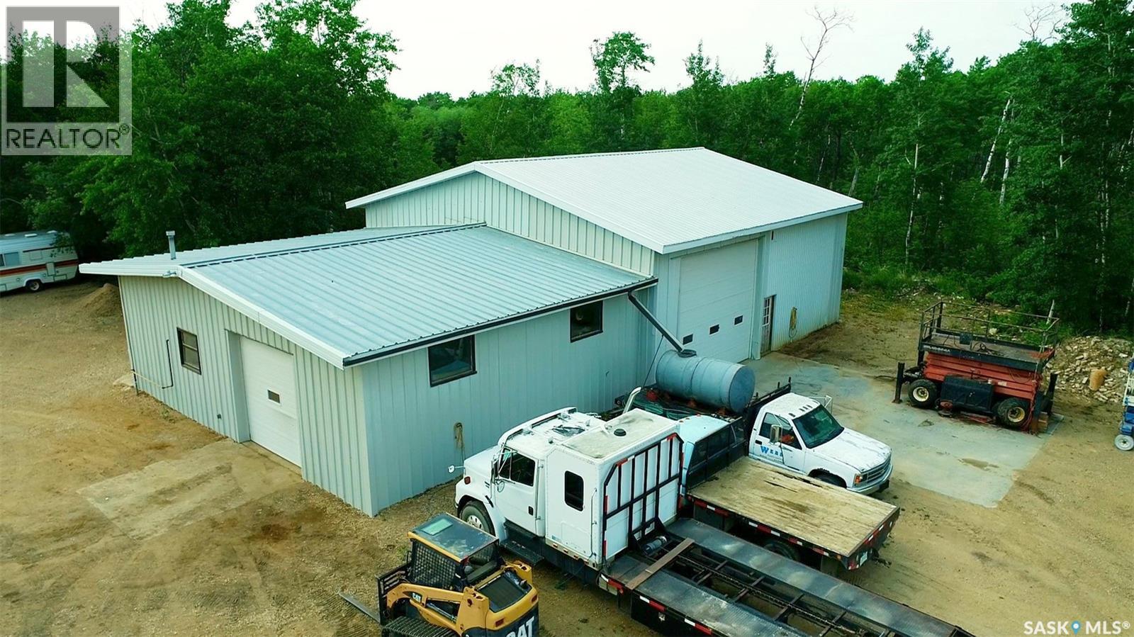 35 acre Retreat near Melfort - photo 5