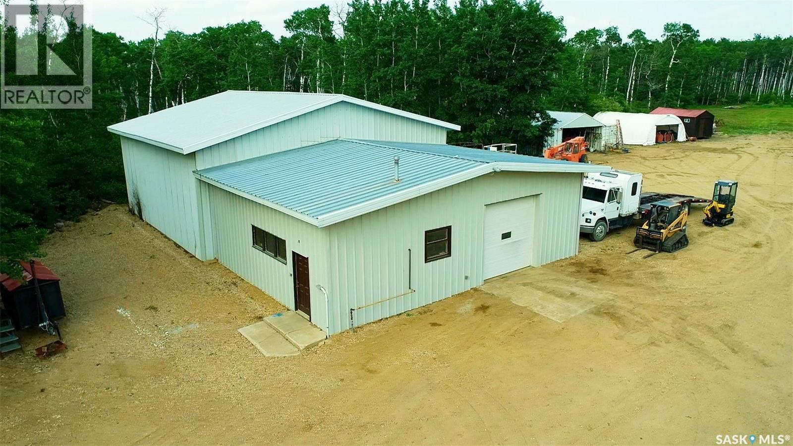 35 acre Retreat near Melfort — photo 6
