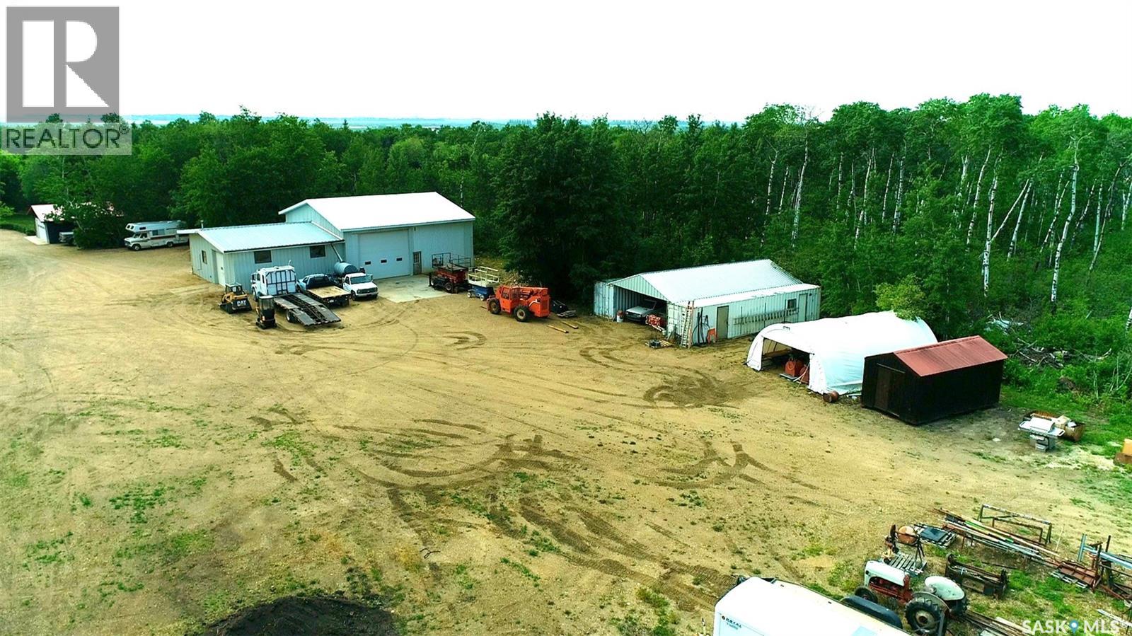 35 acre Retreat near Melfort — photo 7