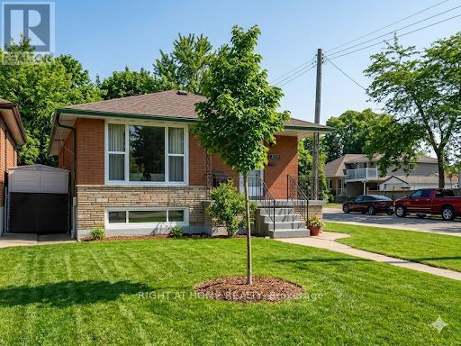 1224 DUNSMURE ROAD - 1