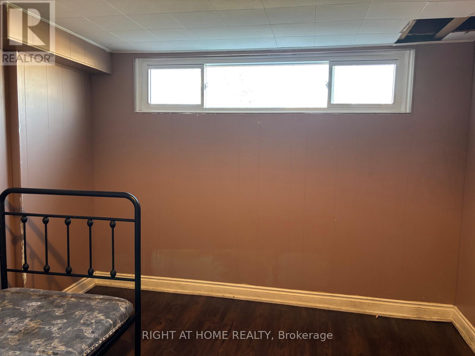 1224 DUNSMURE ROAD - 11
