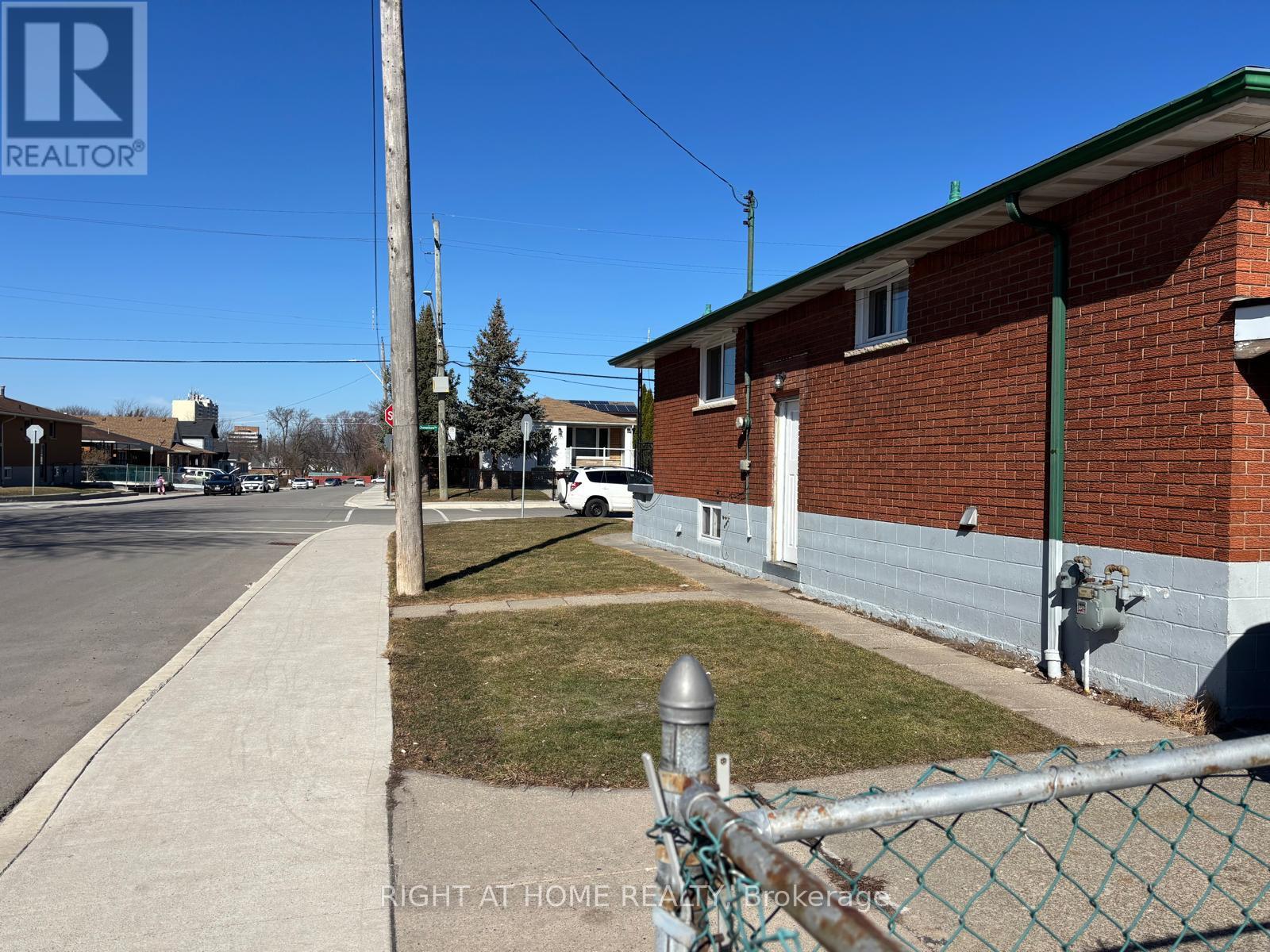 1224 DUNSMURE ROAD - 20