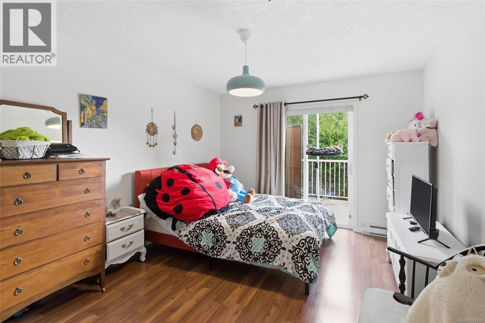 #9 571 BRADLEY ST - 14